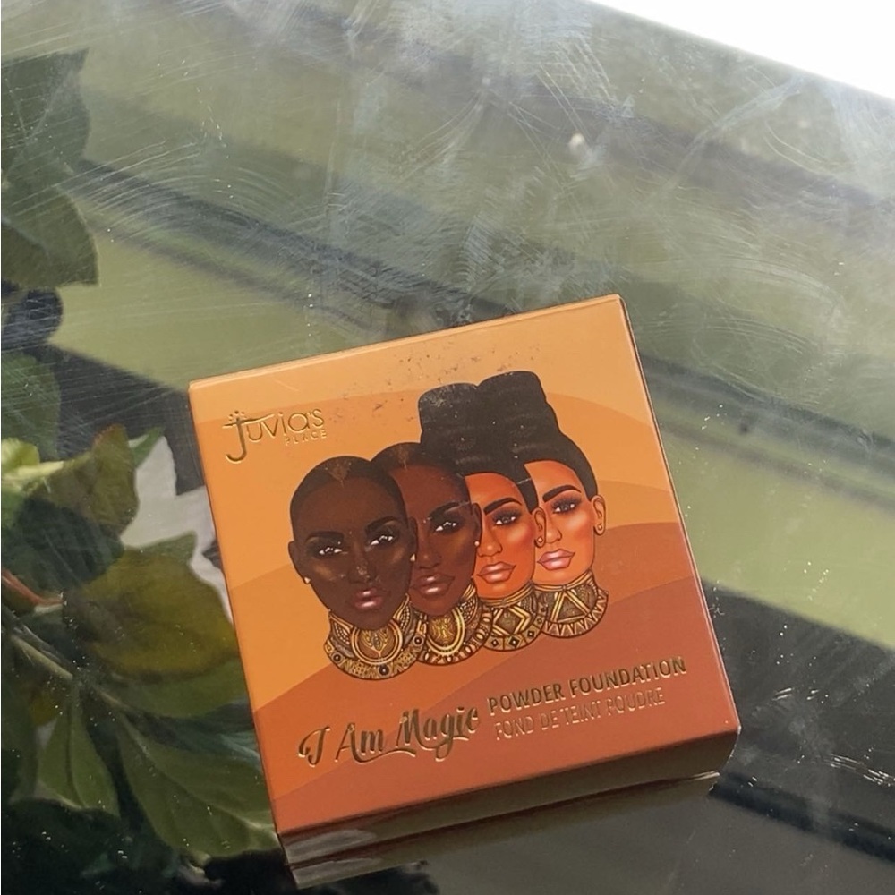 Juvia's Place I Am Magic Powder Foundation - Rich Brown